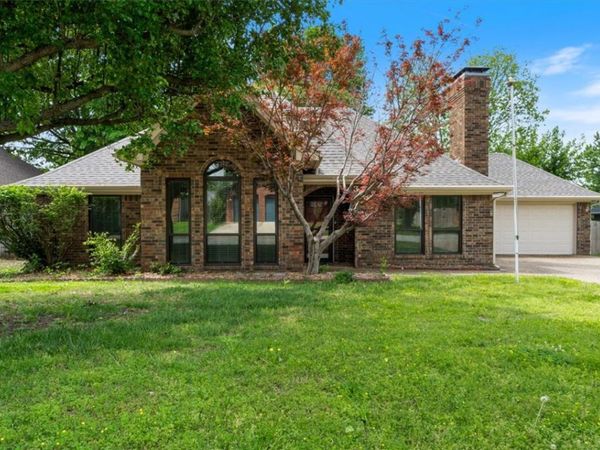 306 Misti Court, Siloam Springs, AR 72761