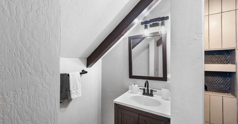 1622 Anna Lee Way, Arnold, CA 95223 Photo