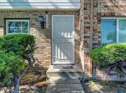 6695 Greenback Ln, Citrus Heights, CA 95621 Photo