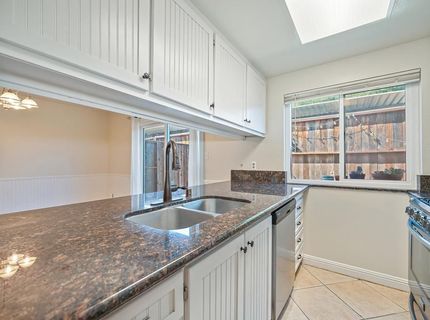 6695 Greenback Ln, Citrus Heights, CA 95621 Photo