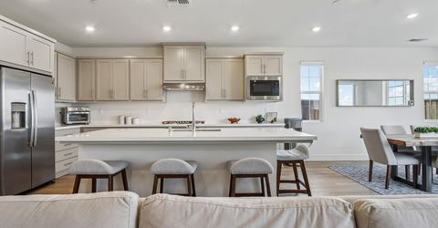 3695 Singh Ln, Tracy, CA 95377 Photo