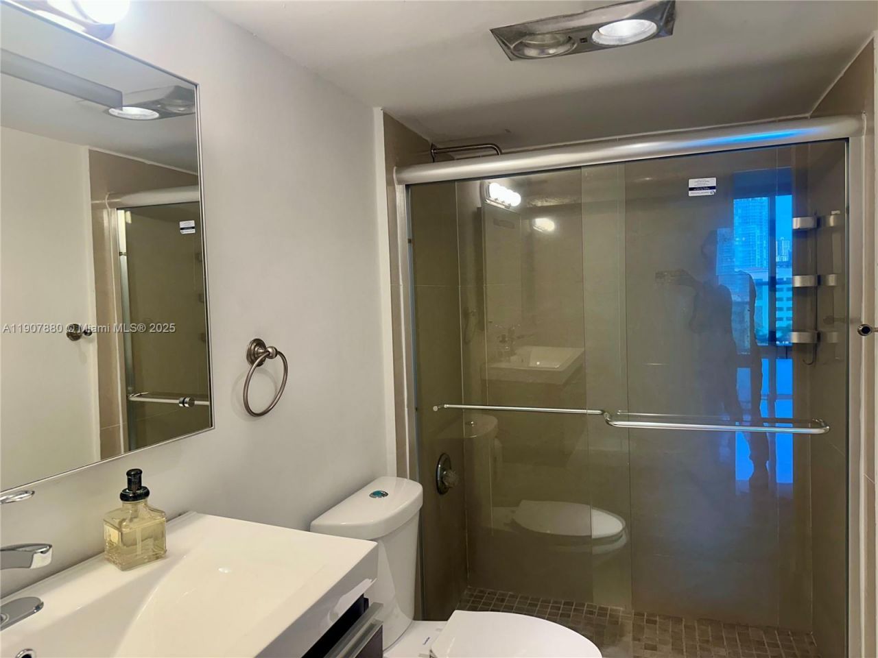100 Bayview Dr, Unit 1230, Sunny Isles Beach, FL 33160 Photo