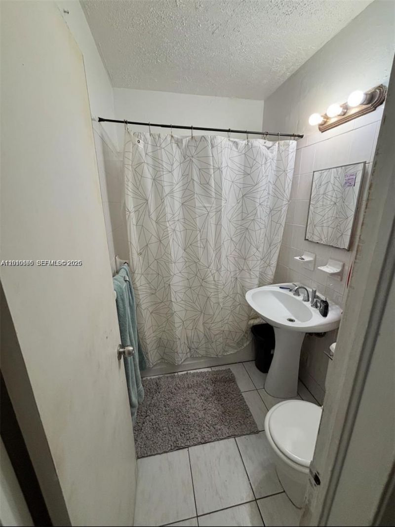1812 Coolidge St, Hollywood, FL 33020 Photo