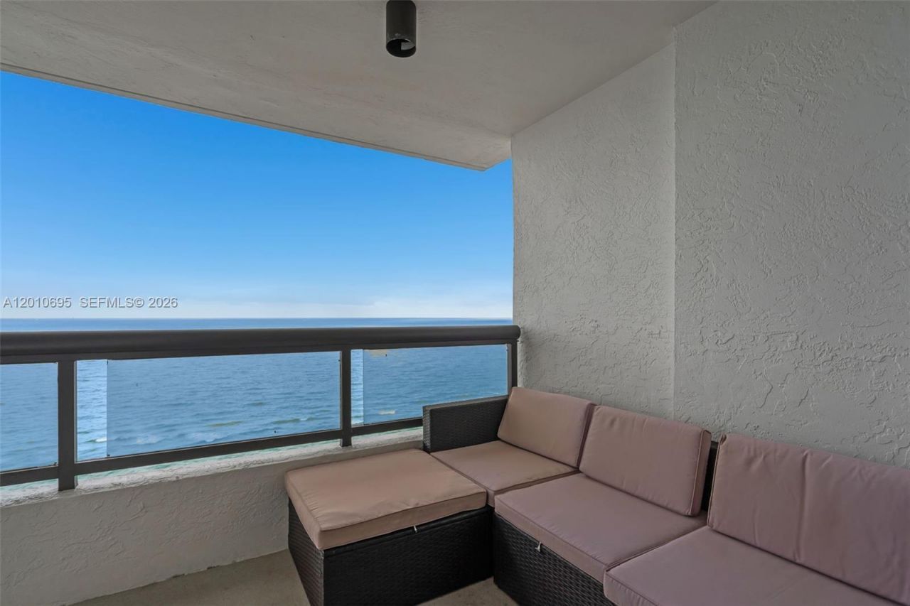 2555 Collins Ave , Unit 2401, Miami Beach, FL 33140 Photo