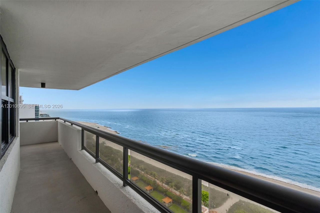 2555 Collins Ave , Unit 2401, Miami Beach, FL 33140 Photo