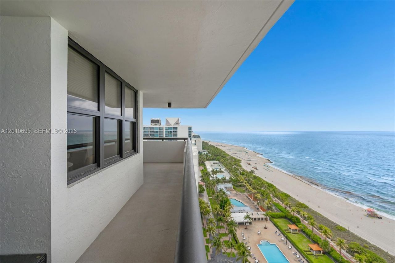 2555 Collins Ave , Unit 2401, Miami Beach, FL 33140 Photo