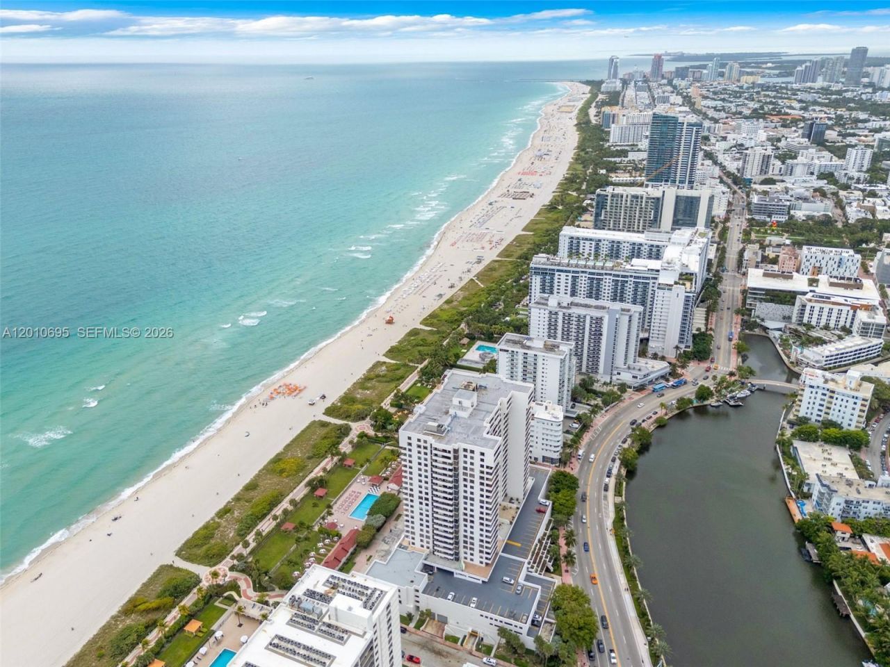 2555 Collins Ave , Unit 2401, Miami Beach, FL 33140 Photo