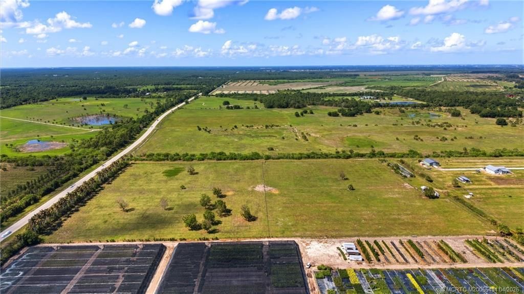 10511 SW Citrus Boulevard, Palm City, FL 34990 Photo
