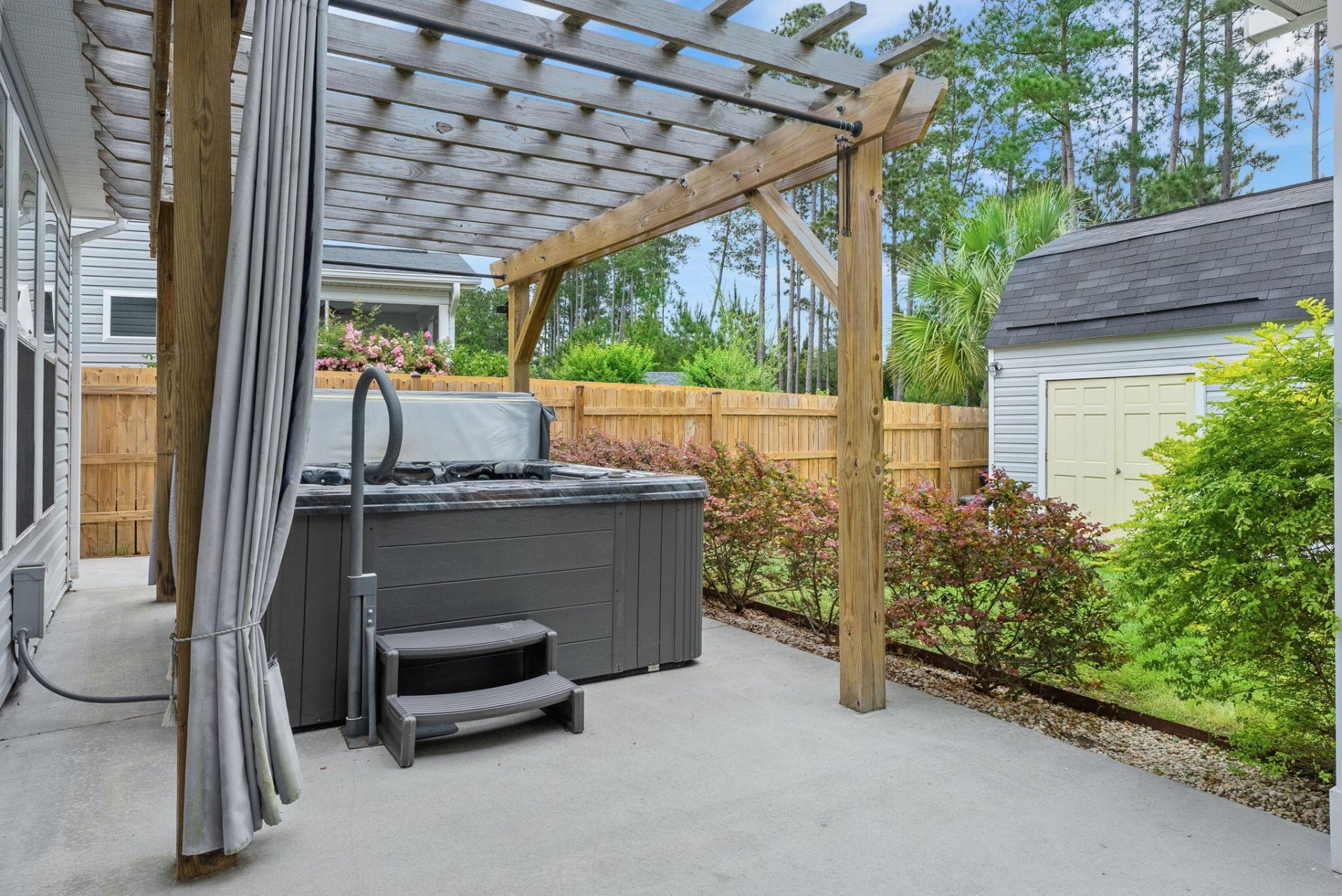 205 Basket Grass Lane Photo 46
