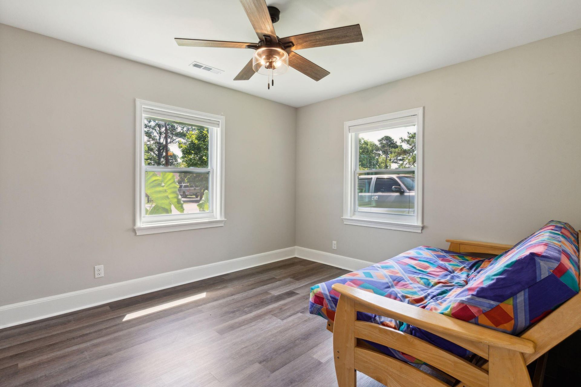 749 West Oak Forest Drive Photo 30