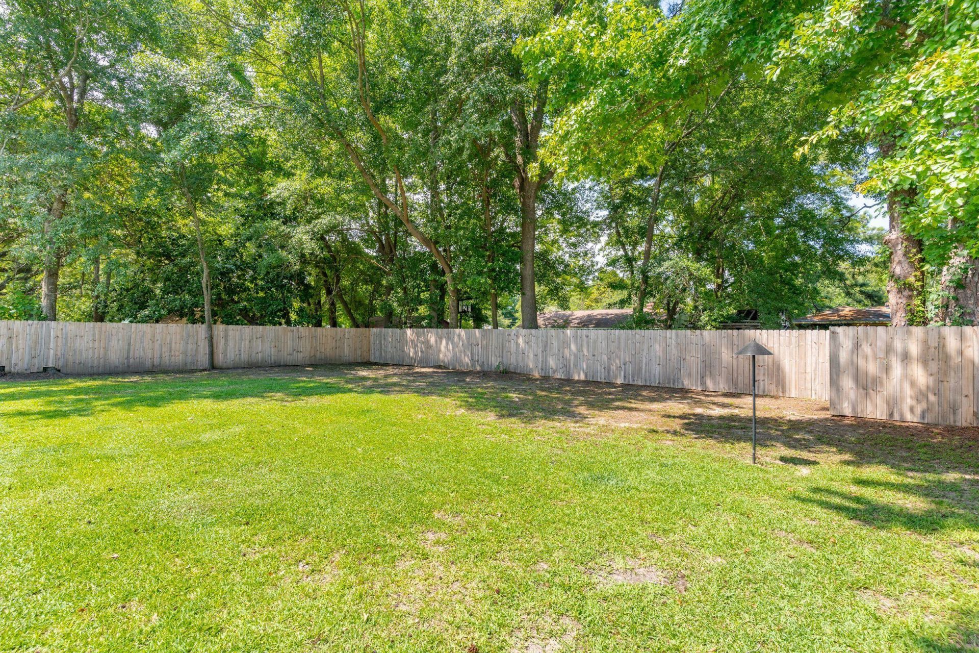 749 West Oak Forest Drive Photo 37