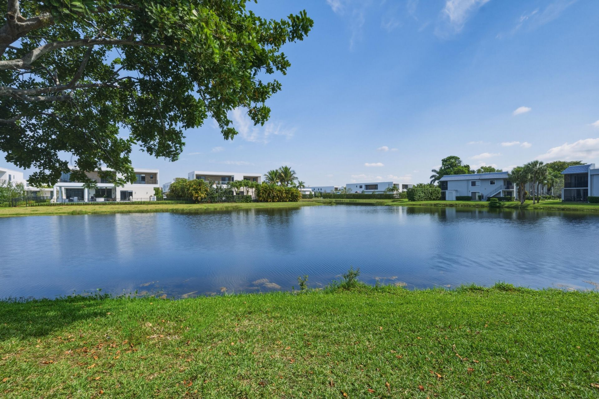 16635 Hemingway Drive, Weston, FL 33326 Photo