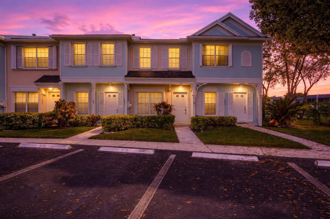 16635 Hemingway Drive, Weston, FL 33326 Photo