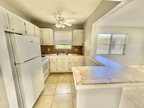 298 Windsor M, West Palm Beach, FL 33417