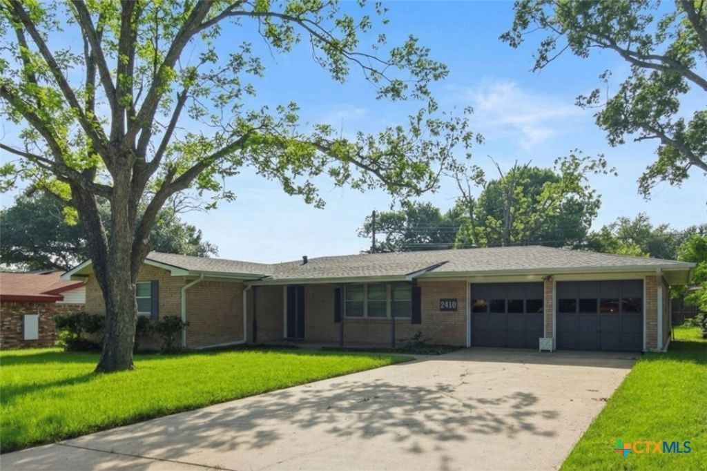 2410 Robin Road, Temple, TX 76502 Main Photo