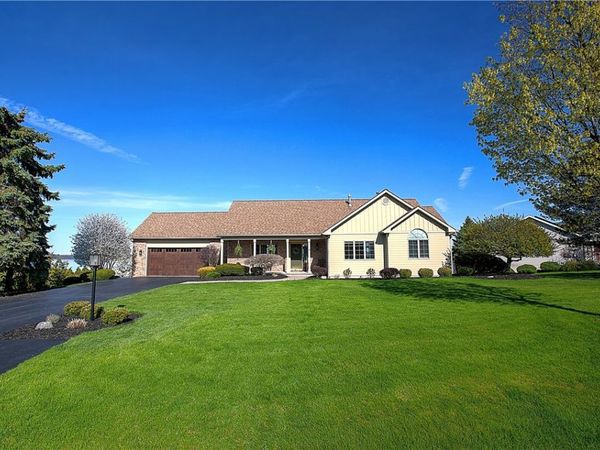 11 Bay View, Geneva, NY 14456
