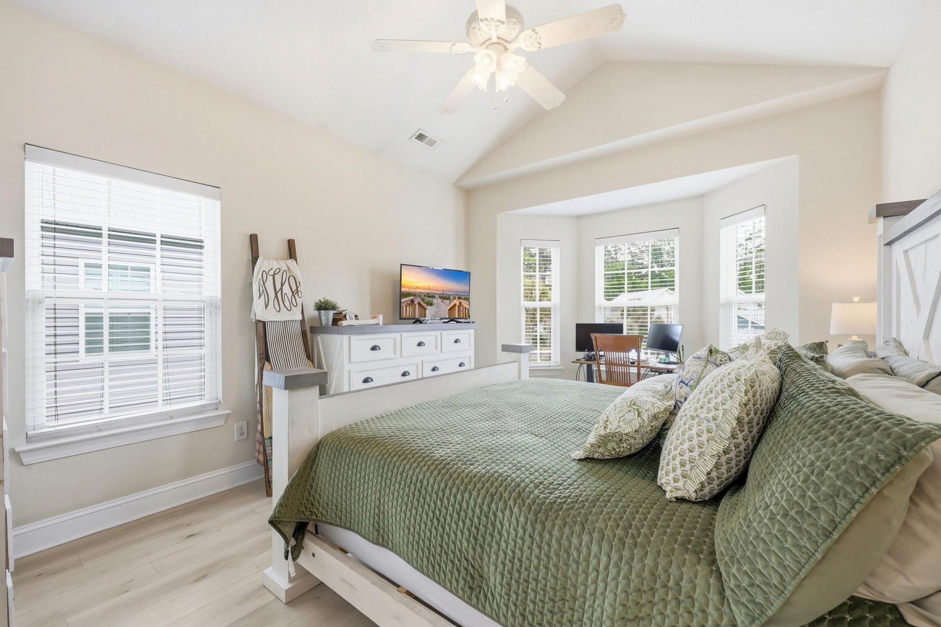 1602 Cottage Cove Circle Photo 16
