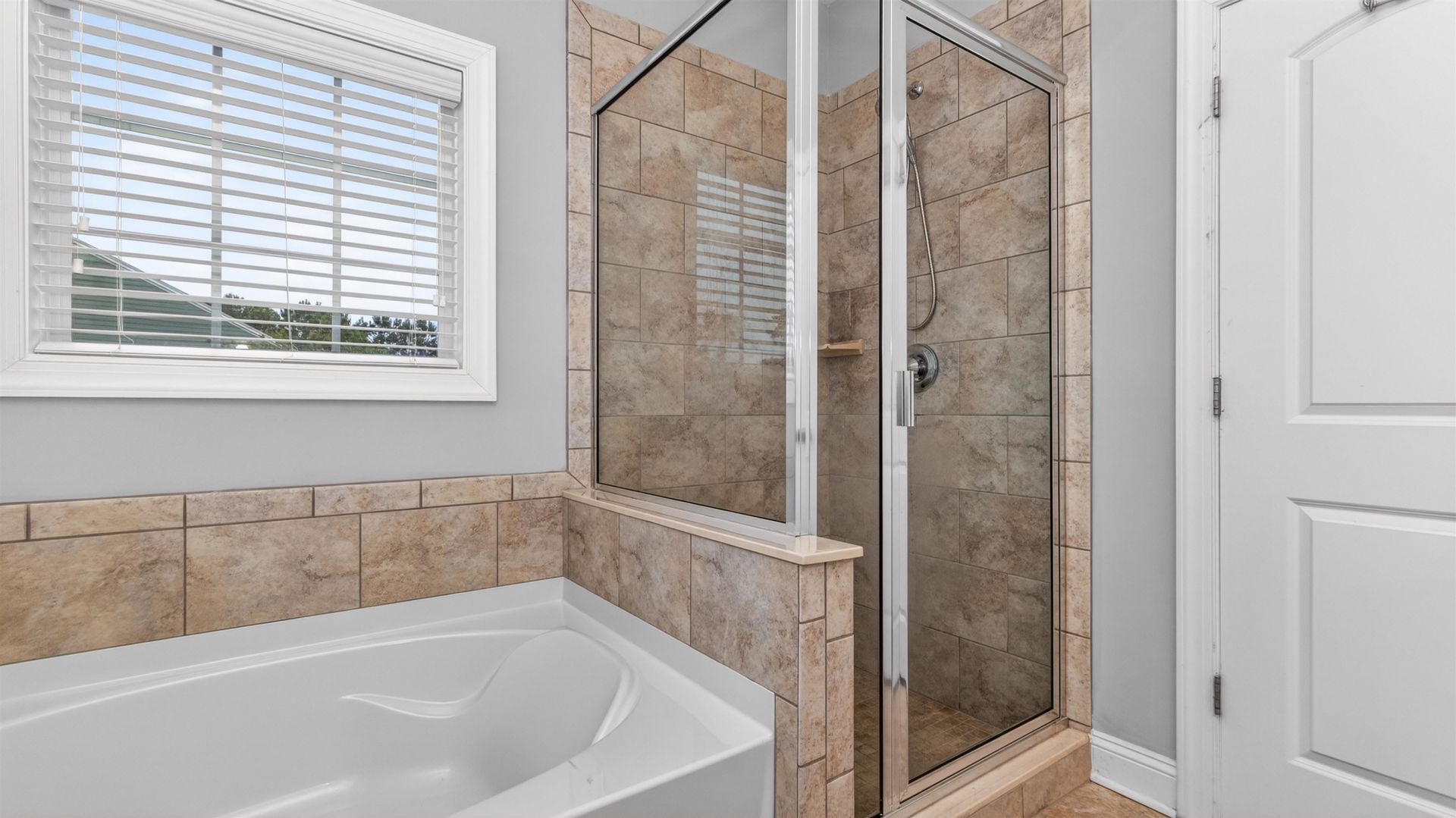 247 Saint Davids Ave.  Photo 32