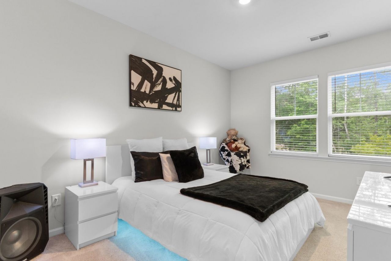 2475 Blue Crane Circle  Photo 16