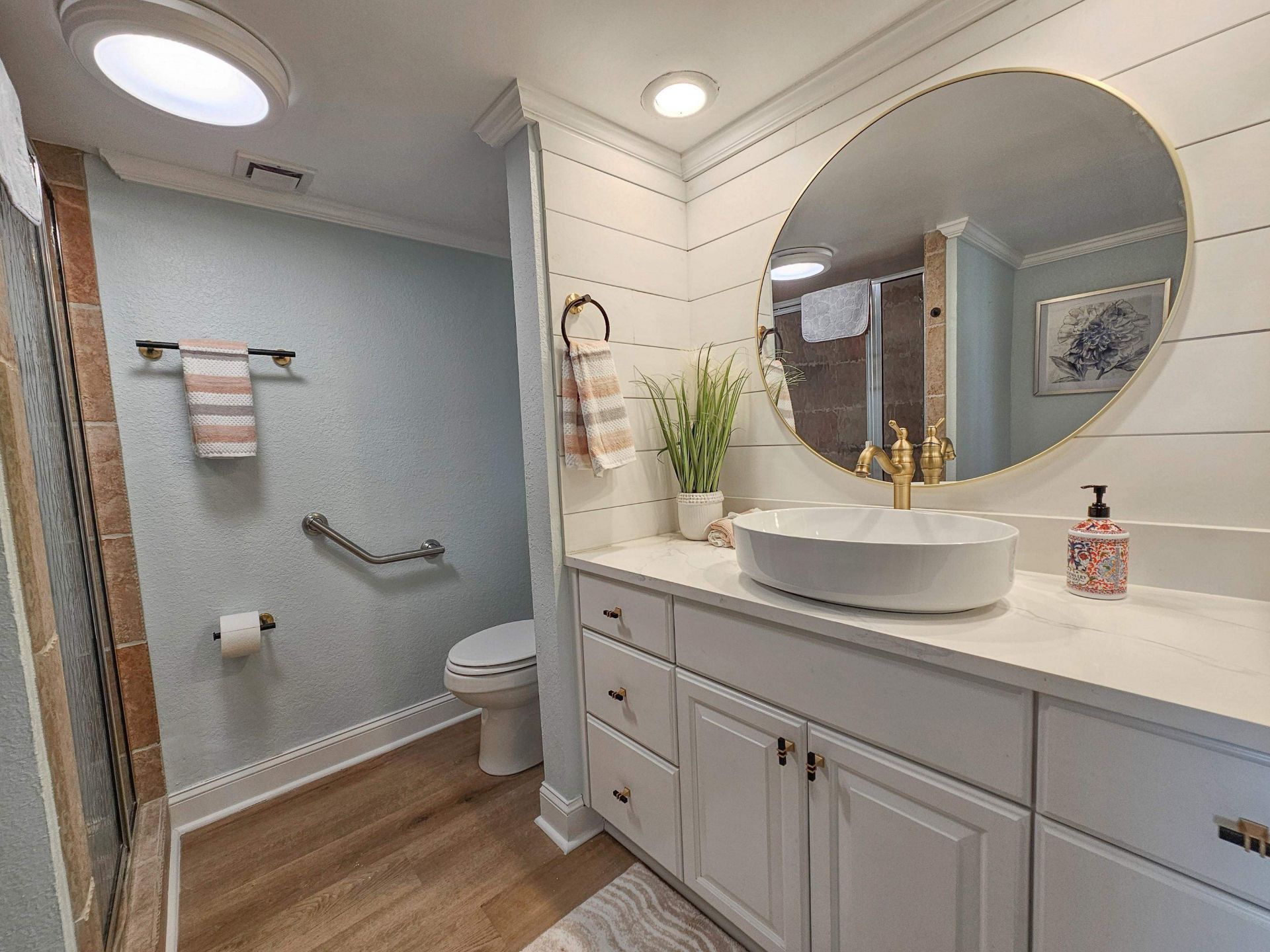9650 Shore Dr. Photo 36