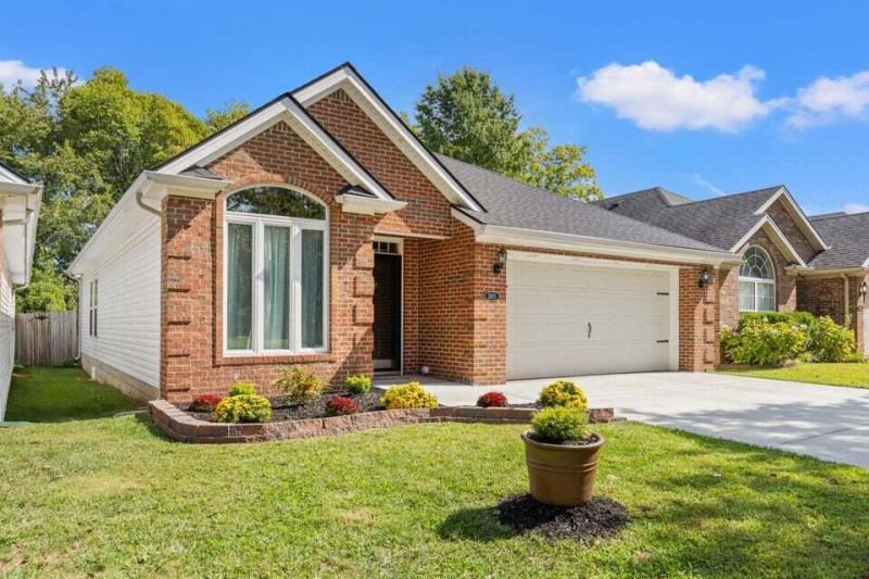 3105 Many Oaks Park, Lexington, KY 40509 Main Photo