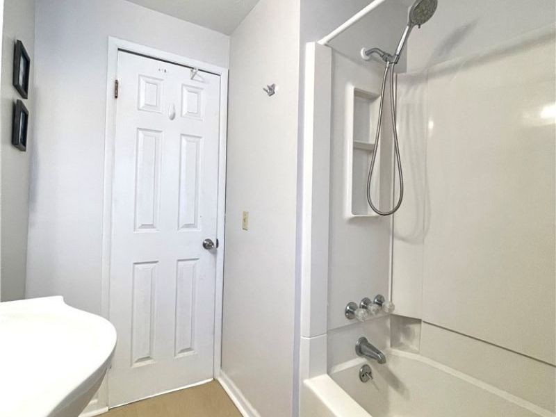 29902 Euclid Avenue, Wickliffe, OH 44092 Photo 15
