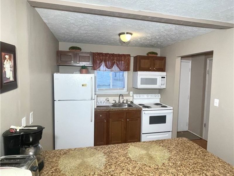29902 Euclid Avenue, Wickliffe, OH 44092 Photo 6