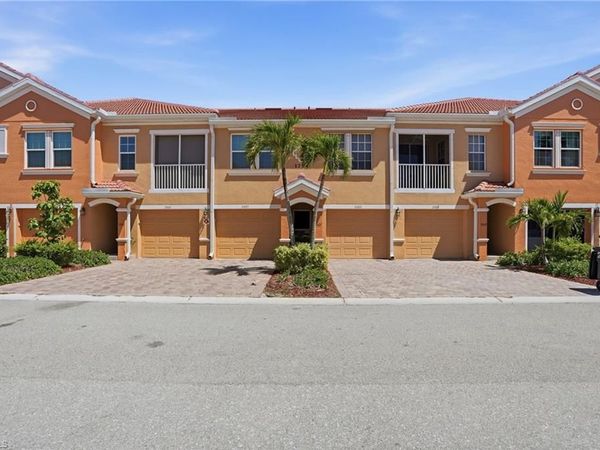 1794 Concordia Lake CIR , Unit 2607, CAPE CORAL, FL 33909
