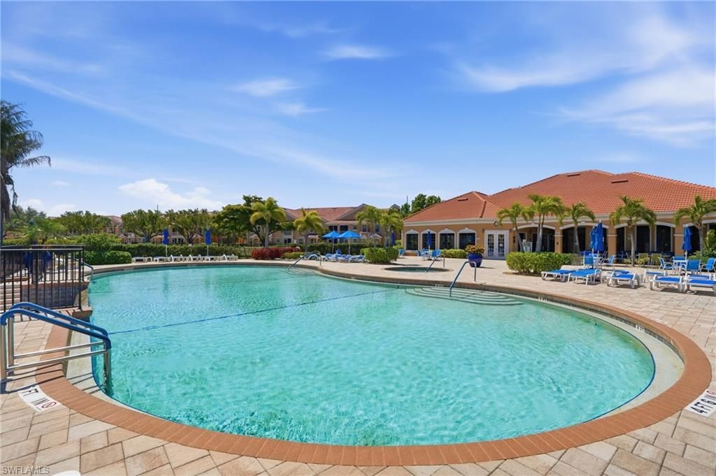 1794 Concordia Lake Cir, Unit 2607, Cape Coral, FL 33909 Photo