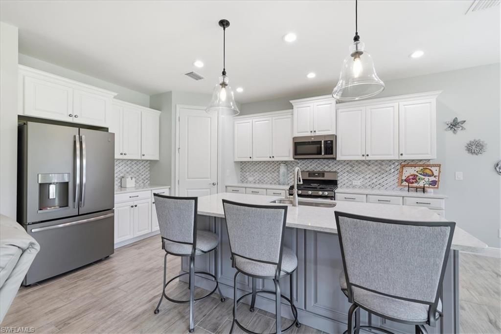 7542 Cypress Walk Dr , Fort Myers, FL 33966 Photo
