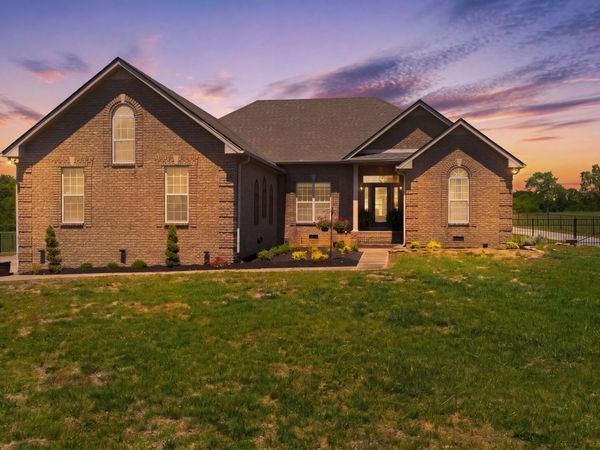1164 Chenault Ln, Castalian Springs, TN 37031