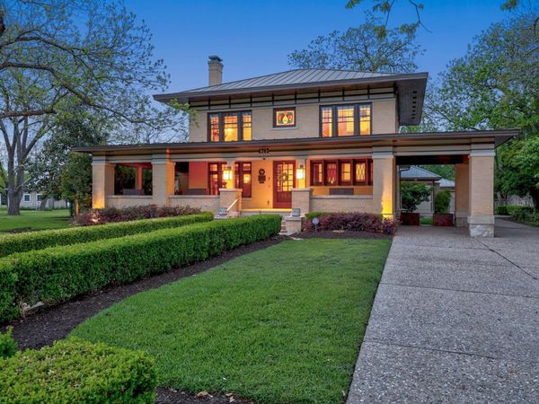 1242 S Austin Ave, Georgetown, TX 78626