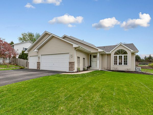 1435 Springwood Lane, Faribault, MN 55021