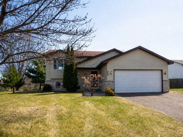 603 Horseshoe Lane , Braham, MN 55006