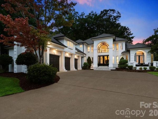 1337 Whispering Oaks Circle, Matthews, NC 28104