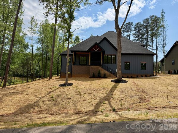 276 Broken Arrow Drive, Statesville, NC 28677