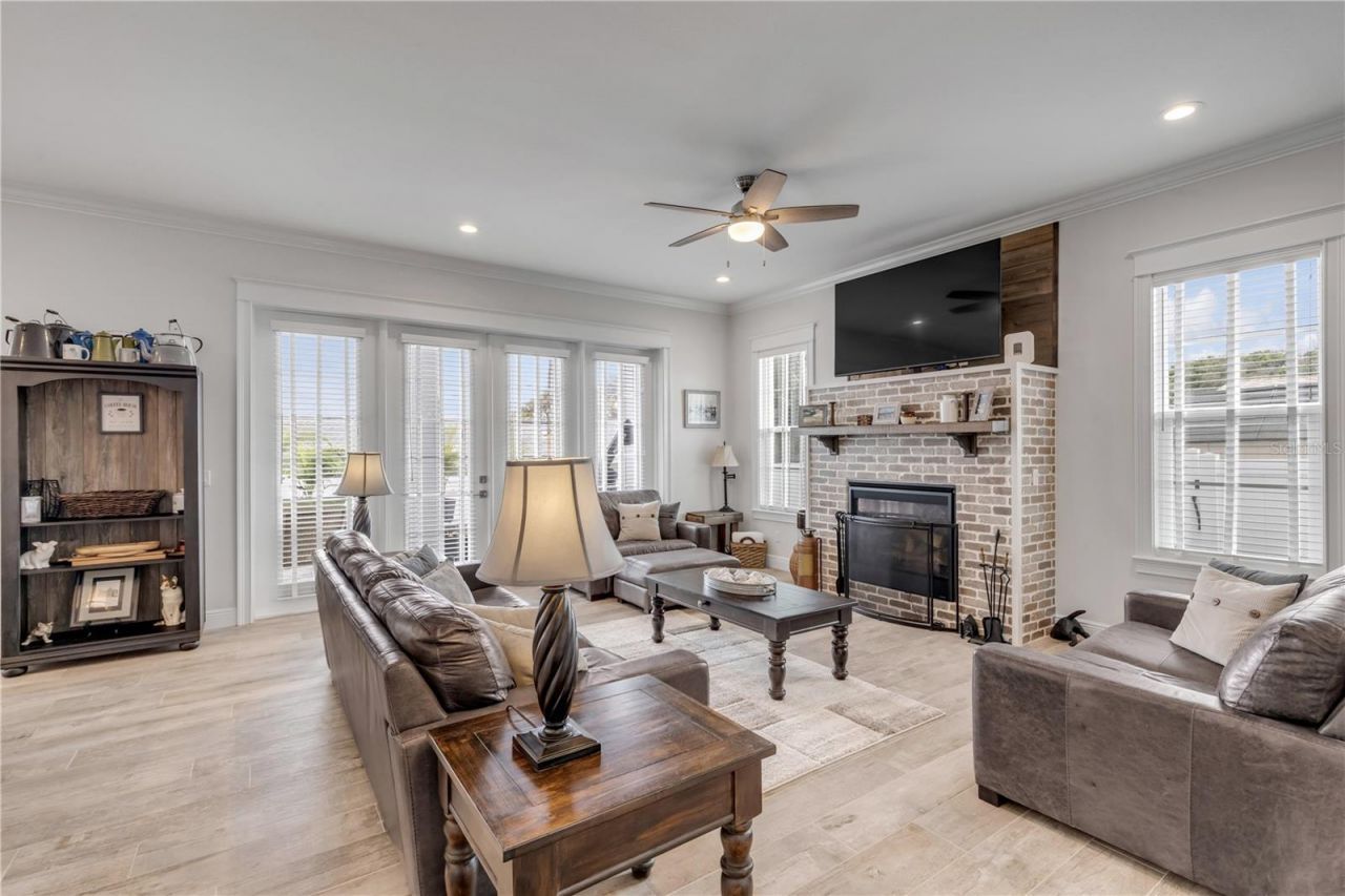 4636 Saxon Drive, New Smyrna Beach, FL 32169 Photo