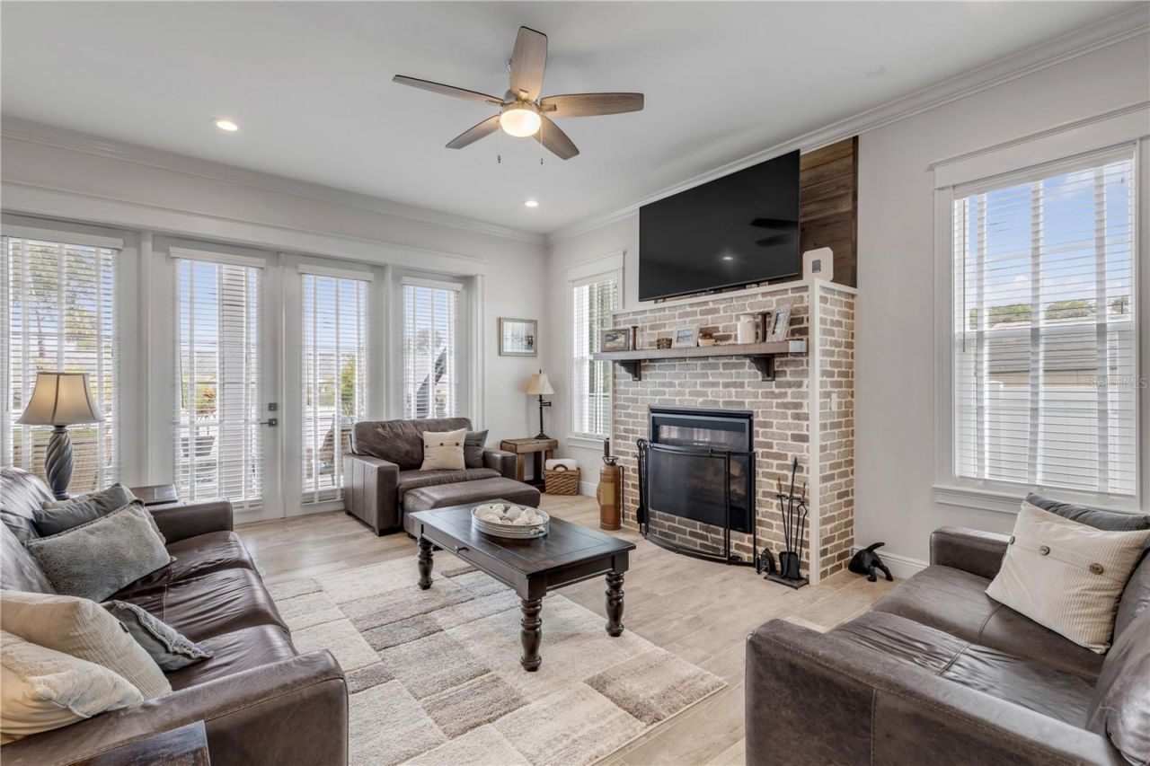 4636 Saxon Drive, New Smyrna Beach, FL 32169 Photo