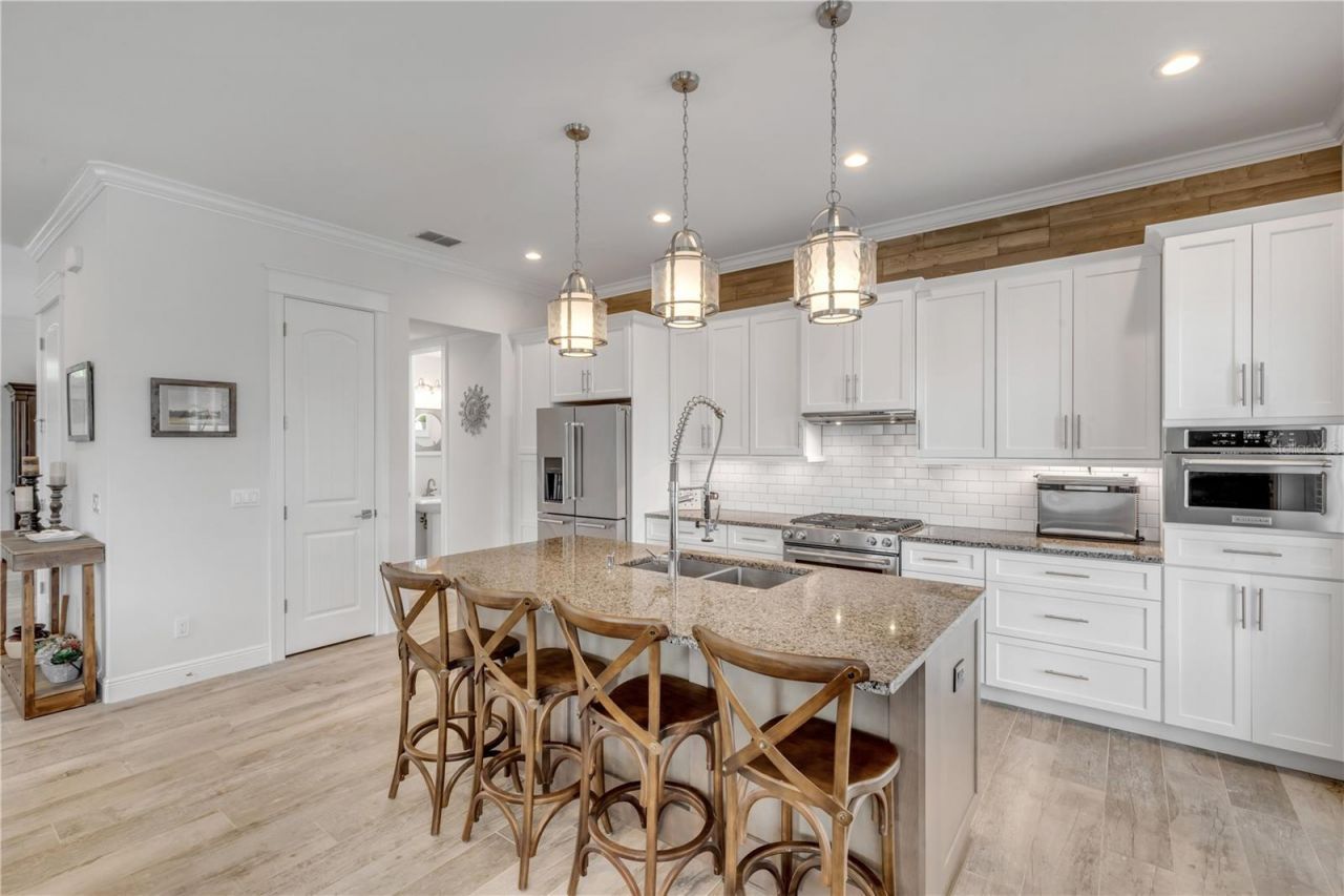 4636 Saxon Drive, New Smyrna Beach, FL 32169 Photo