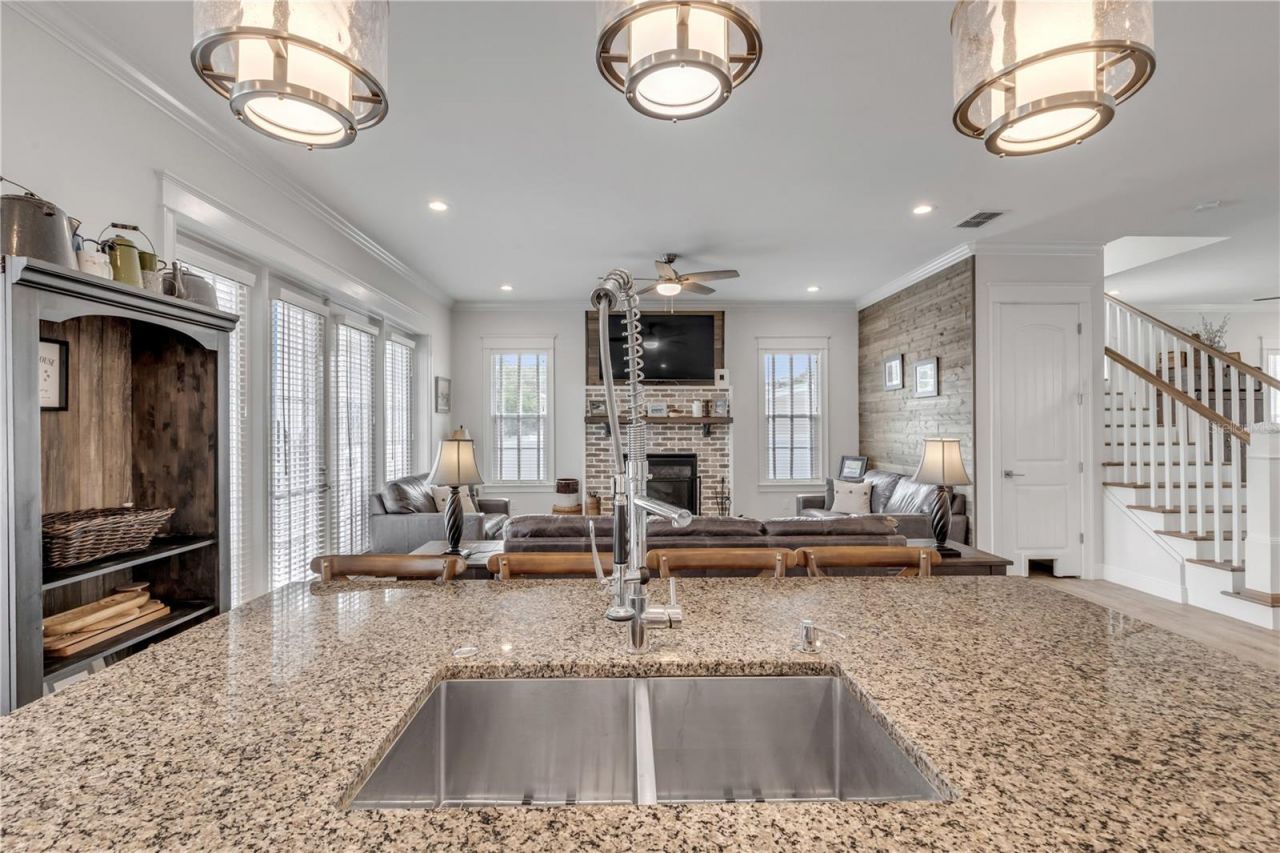 4636 Saxon Drive, New Smyrna Beach, FL 32169 Photo
