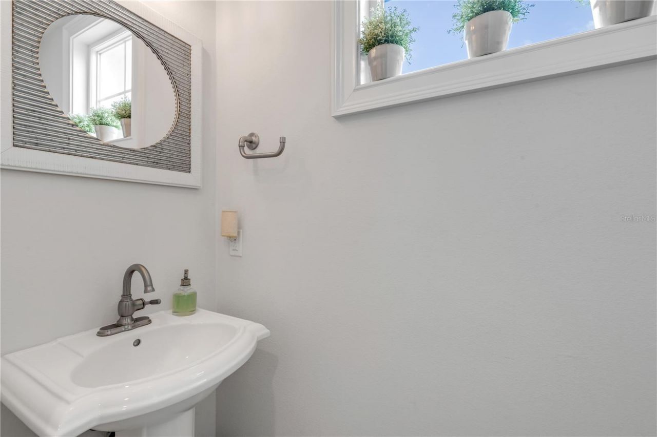 4636 Saxon Drive, New Smyrna Beach, FL 32169 Photo