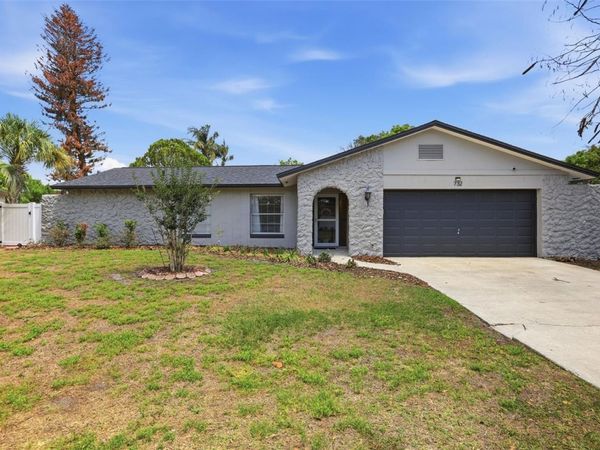 732 LAUREL WAY , CASSELBERRY, FL 32707