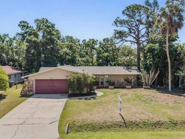 1124 DANNY DRIVE , SARASOTA, FL 34243