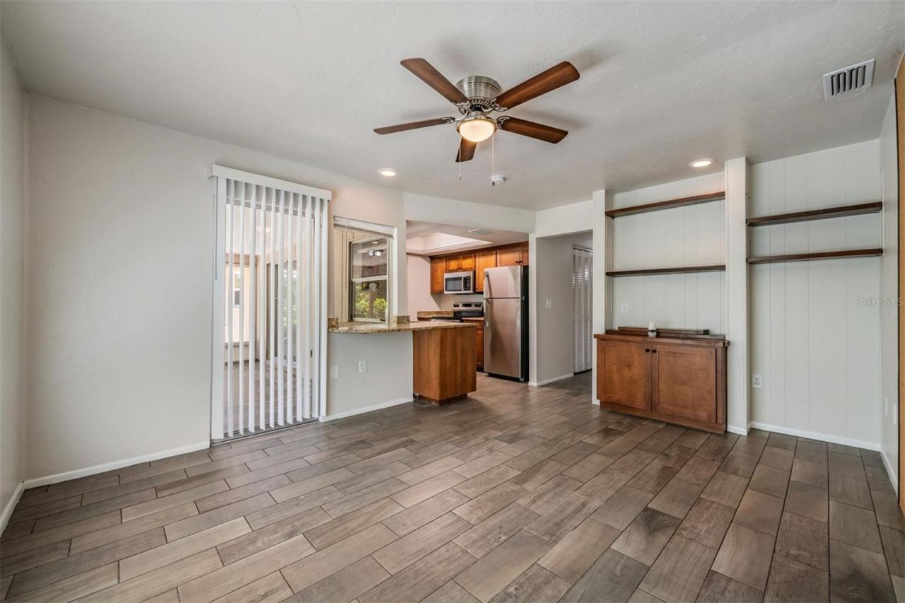 1124 Danny Drive, Sarasota, FL 34243 Photo