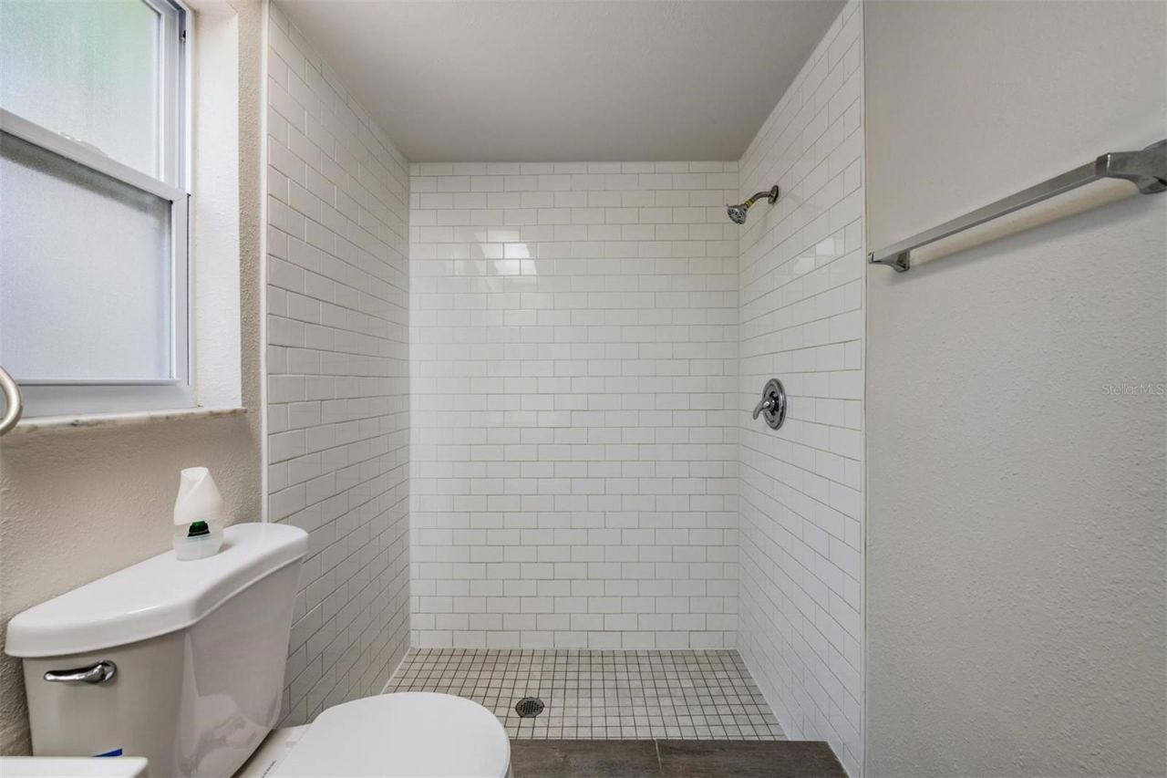1124 Danny Drive, Sarasota, FL 34243 Photo