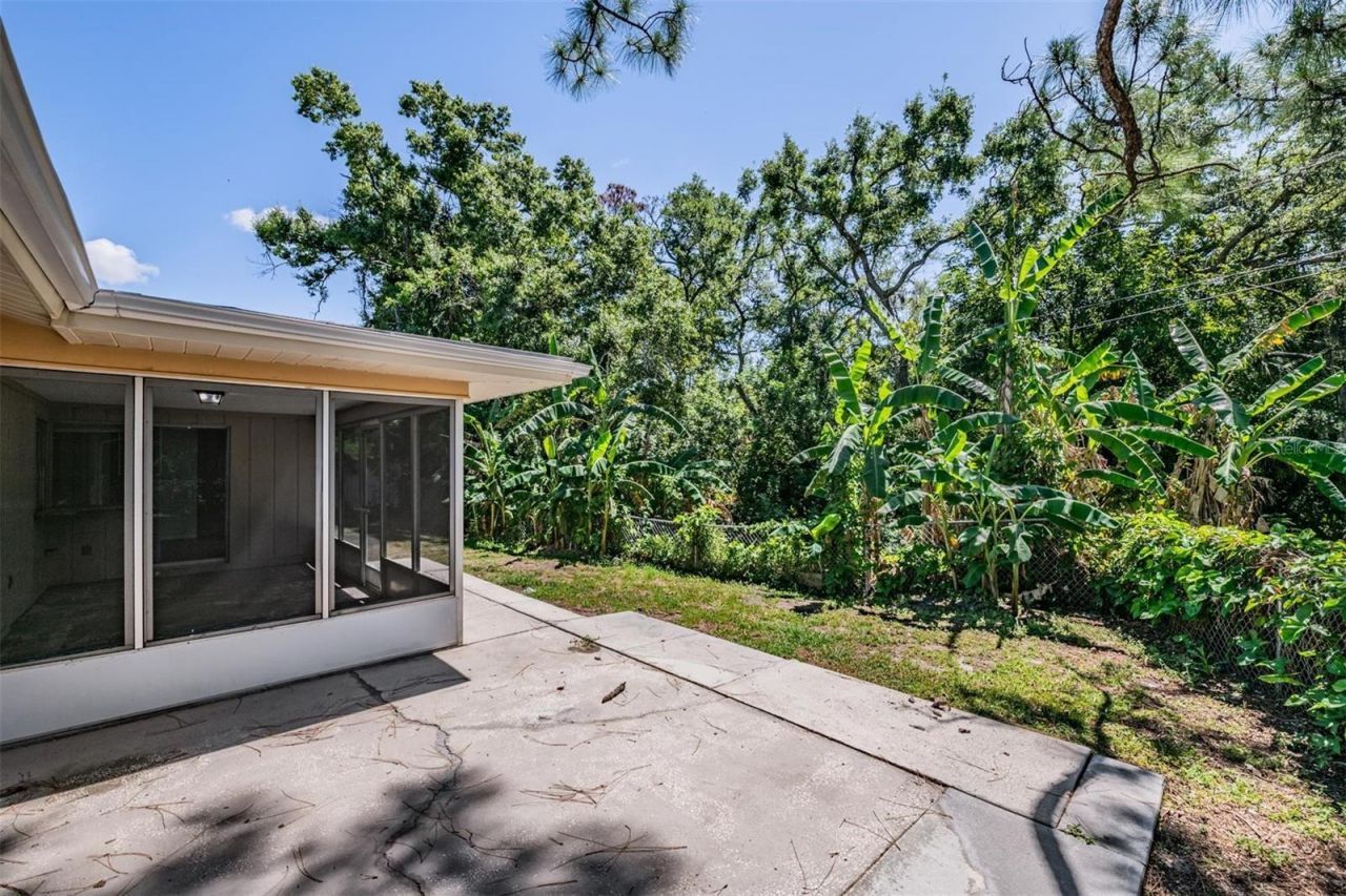1124 Danny Drive, Sarasota, FL 34243 Photo