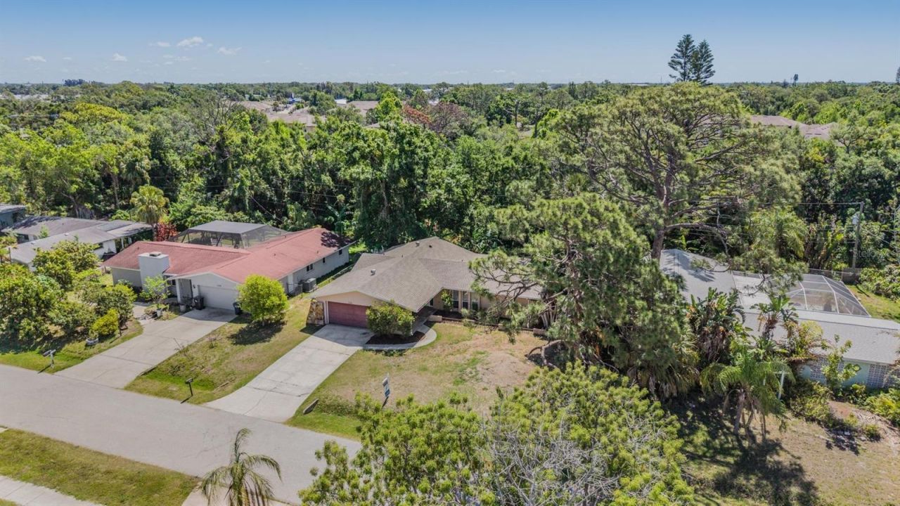 1124 Danny Drive, Sarasota, FL 34243 Photo