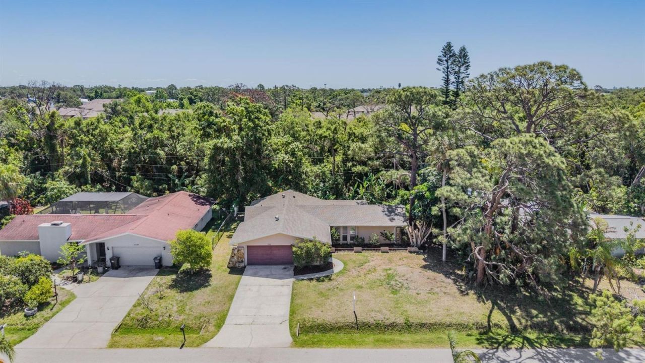 1124 Danny Drive, Sarasota, FL 34243 Photo