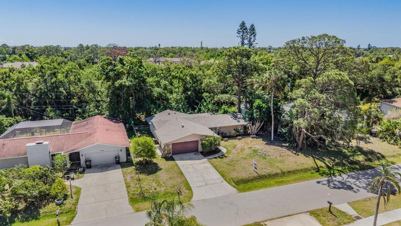 1124 Danny Drive, Sarasota, FL 34243 Photo