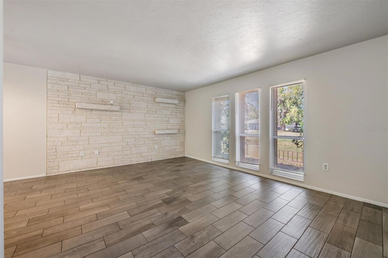 1124 Danny Drive, Sarasota, FL 34243 Photo